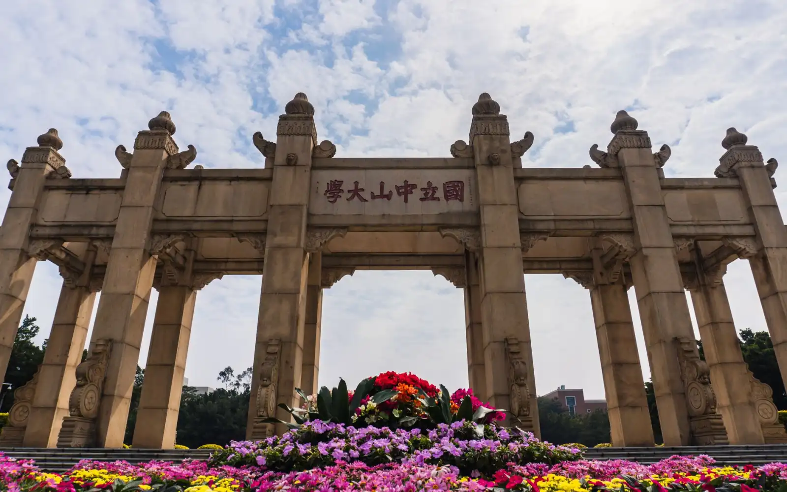 苏州北源微智能科技：微电子封装技术在智能设备中的关键应用与选型要点