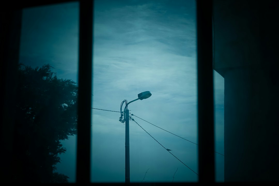 智能科技与微电子融合：面向工业物联网的嵌入式系统解决方案设计